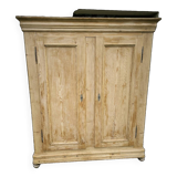 Armoire Alsacienne en pin milieu du XIX siècle