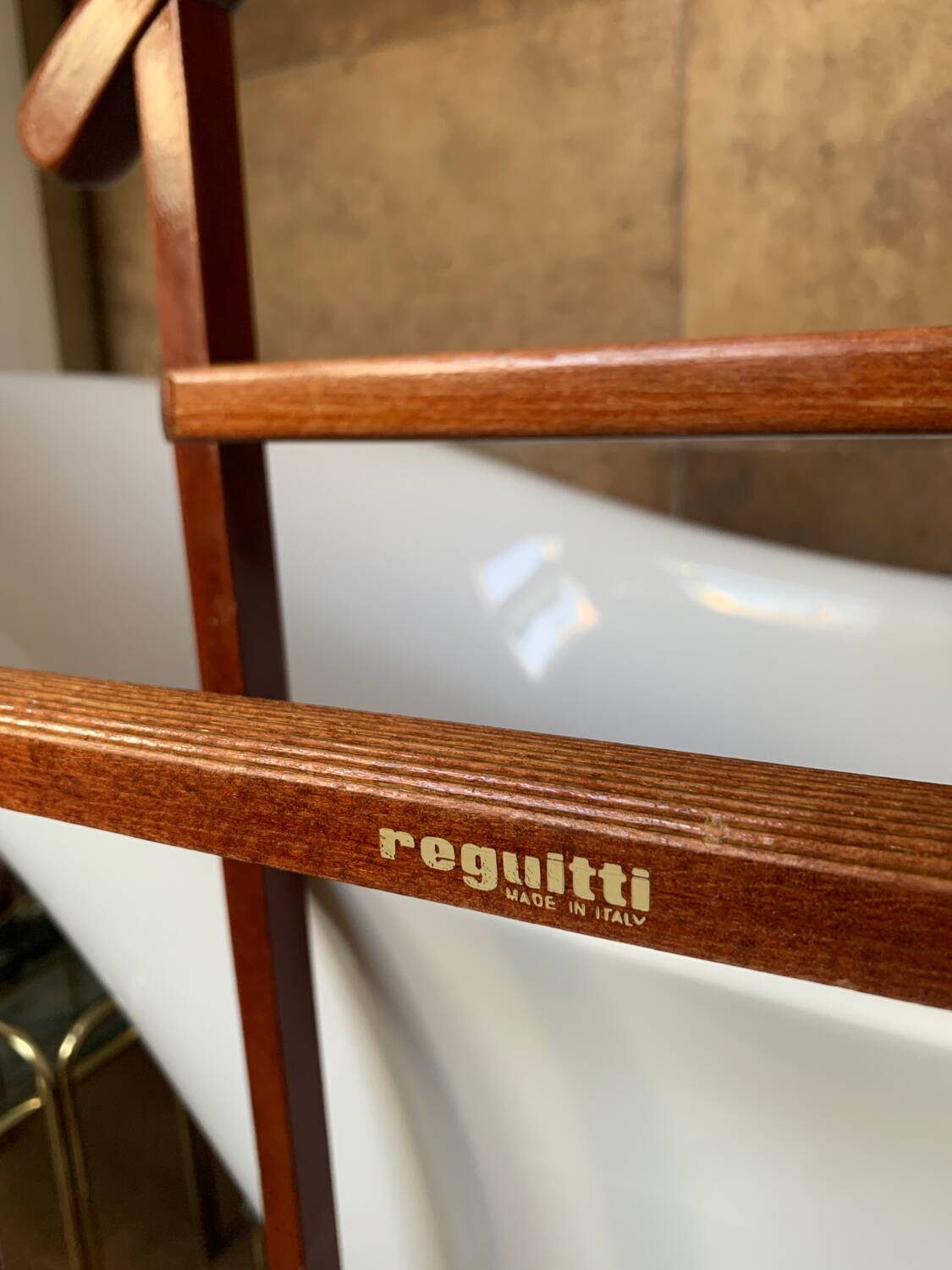 Fratelli Reguitti valet