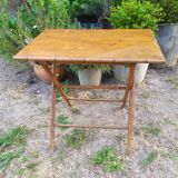 Foldable wooden table
