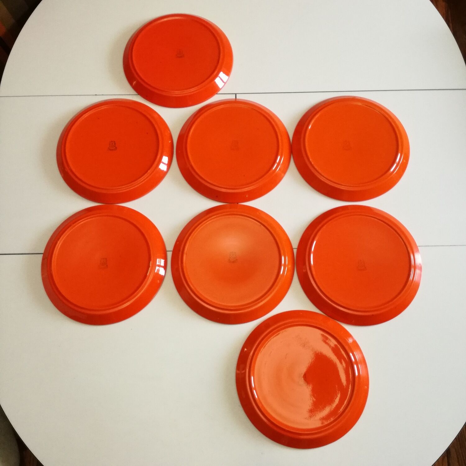 Orange mbfa Pornic 1970 plates, set of 8