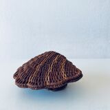 Wicker shell box