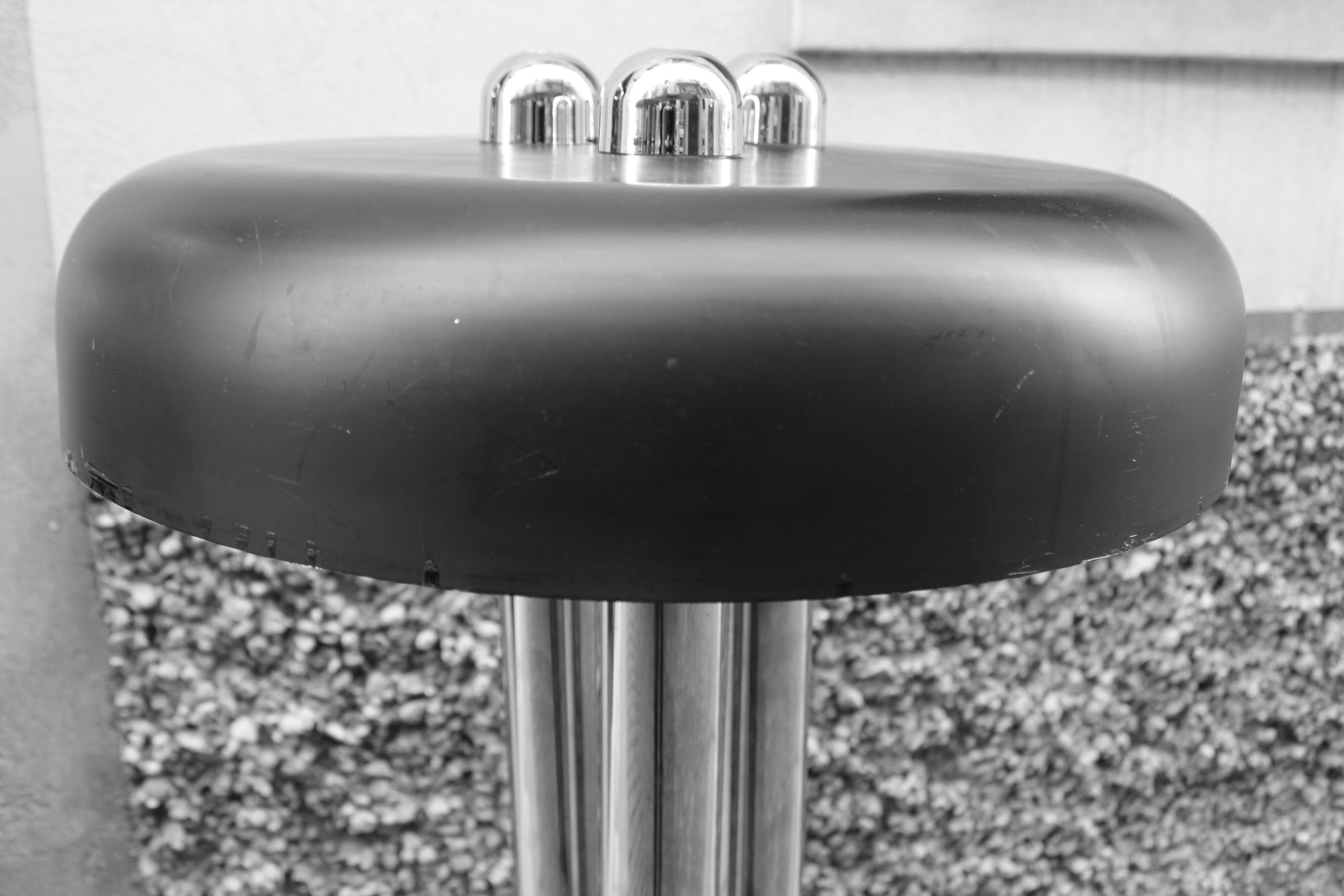 Piantana in metallo cromato Firmata Radice, Italia 1970s, in ottime conditions