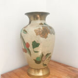 Vase en laiton - motif floral