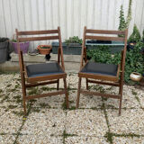 Set of 4 vintage folding chairs