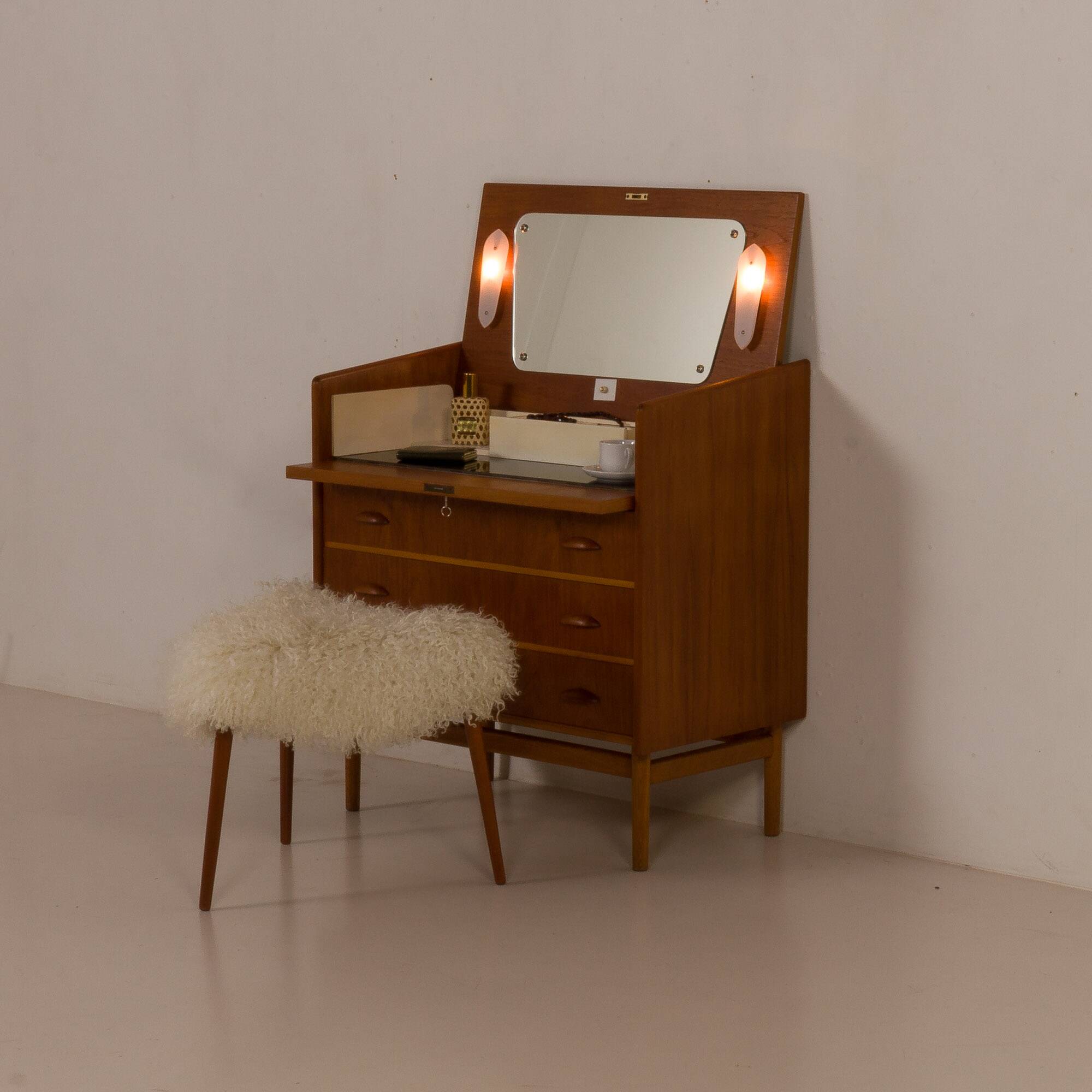 Danish teak dresser with hidden vanity and lights, 1960s