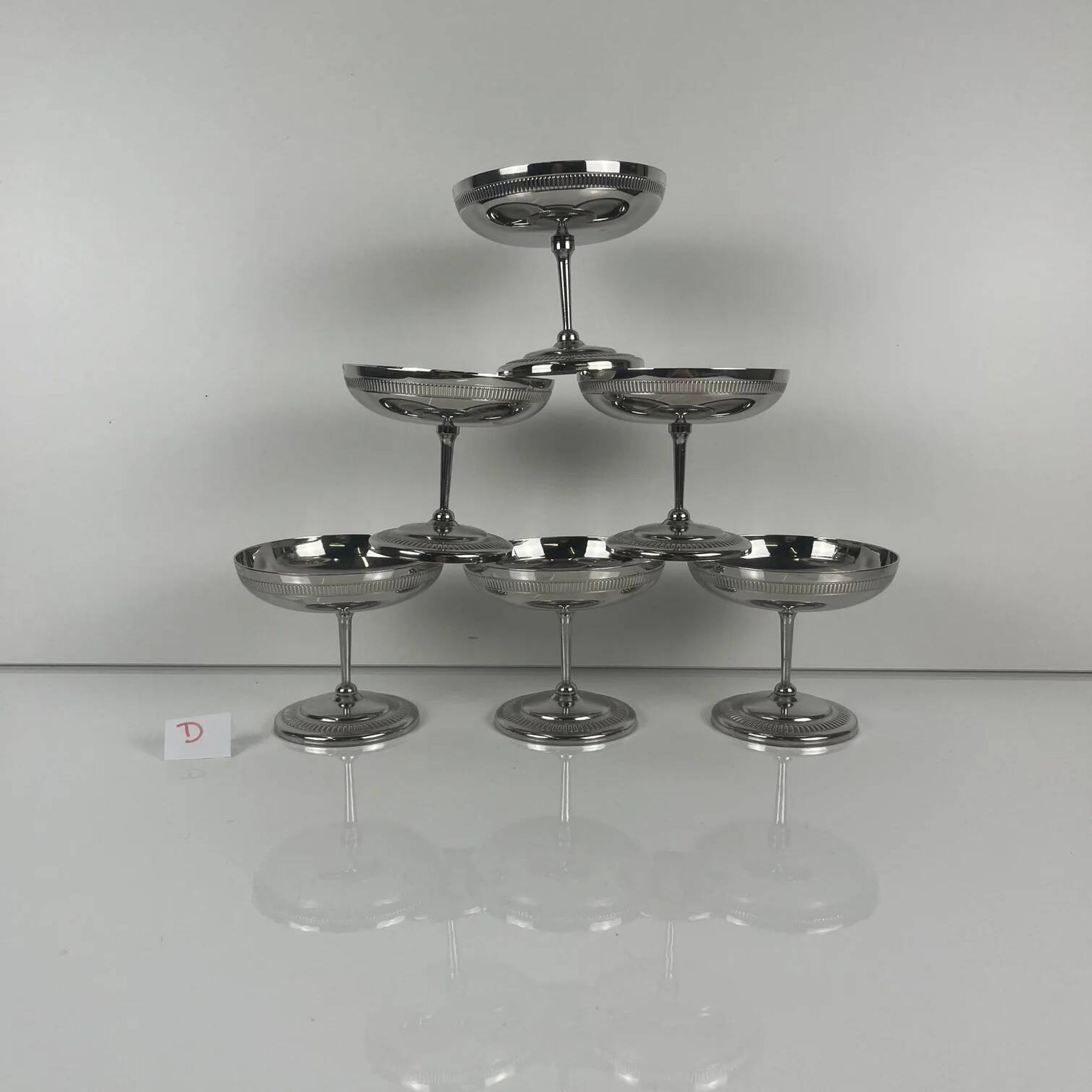 Lot de 6 coupes à glaces en métal, 1970 - Modèle D