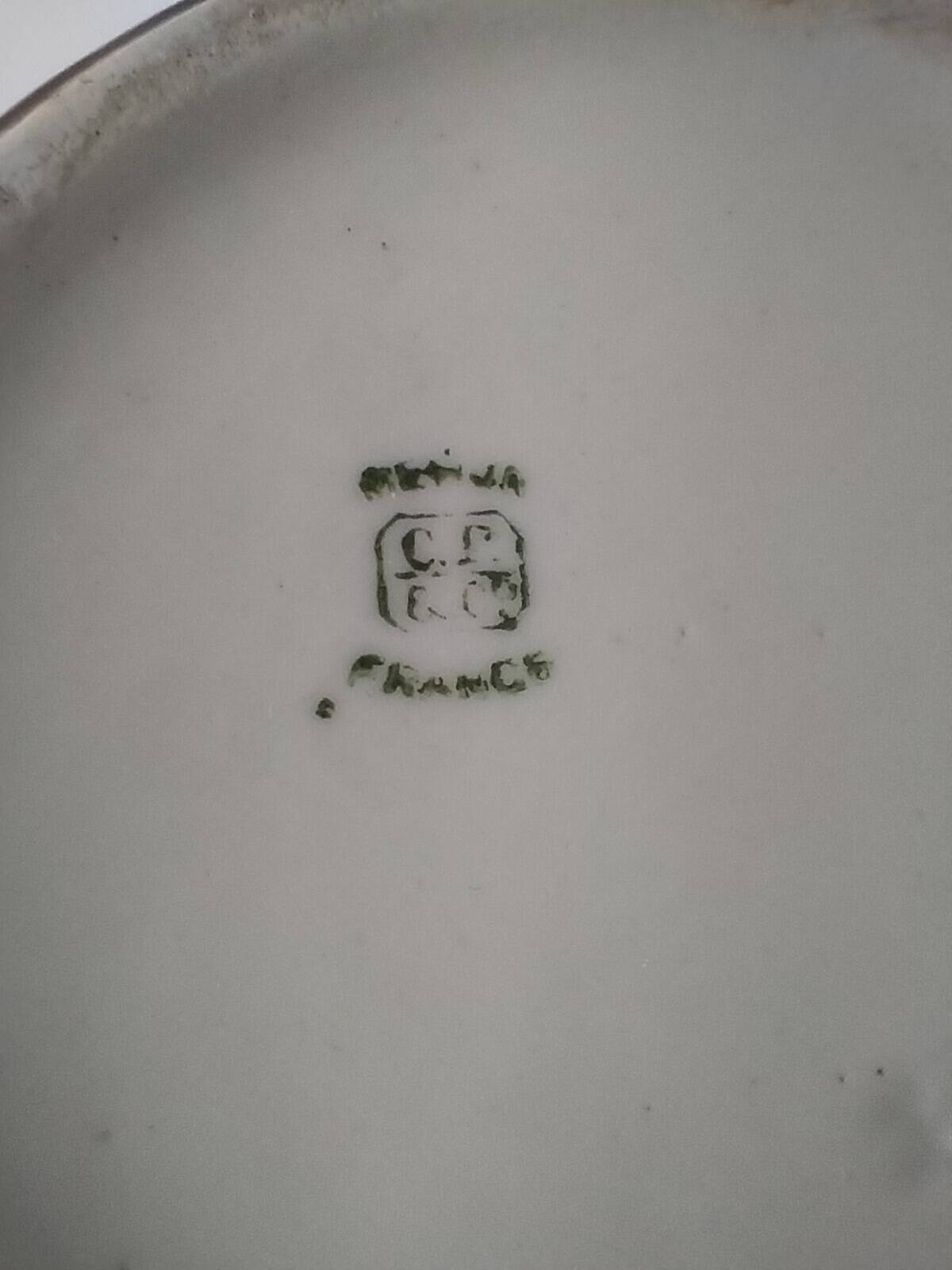 Antique brown porcelain coffee pot – C.P. & Cie, Mehun (late 19th century)