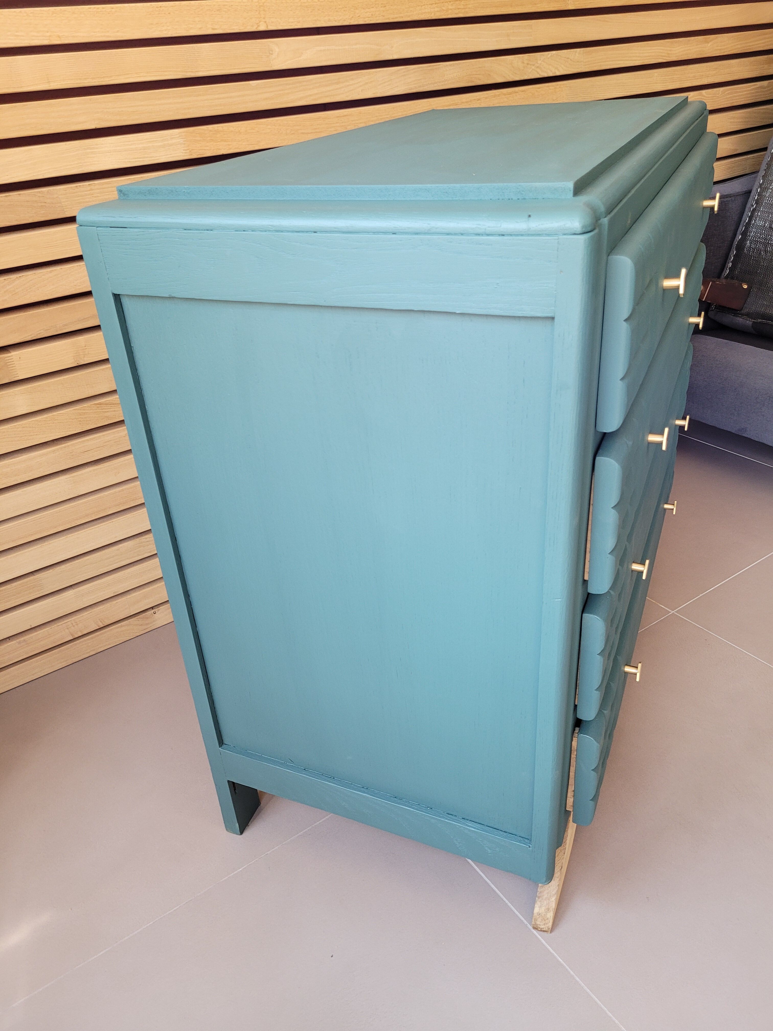 Art deco chest of drawers feet mustache