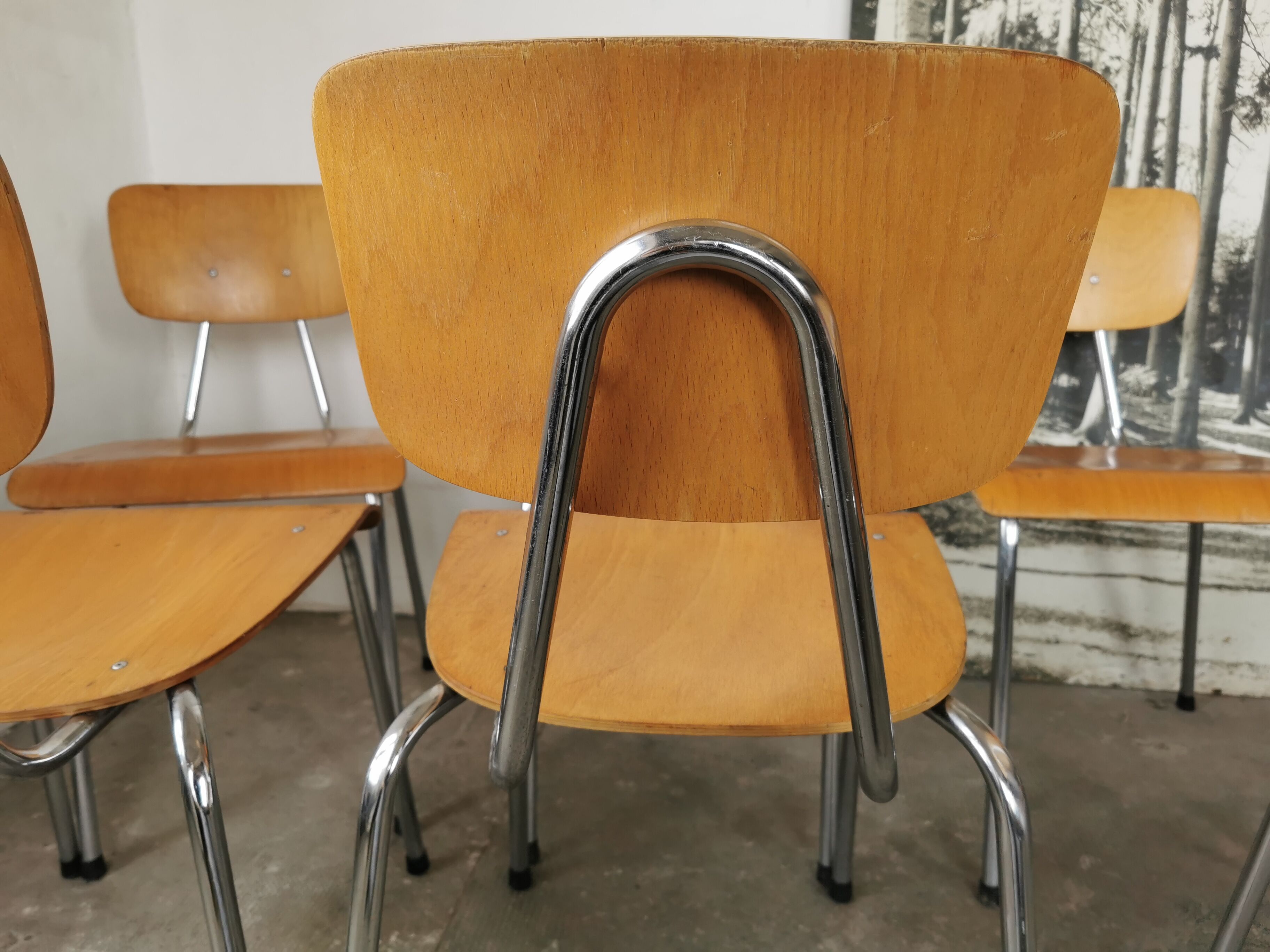 Set of 6 stackable chairs 1970