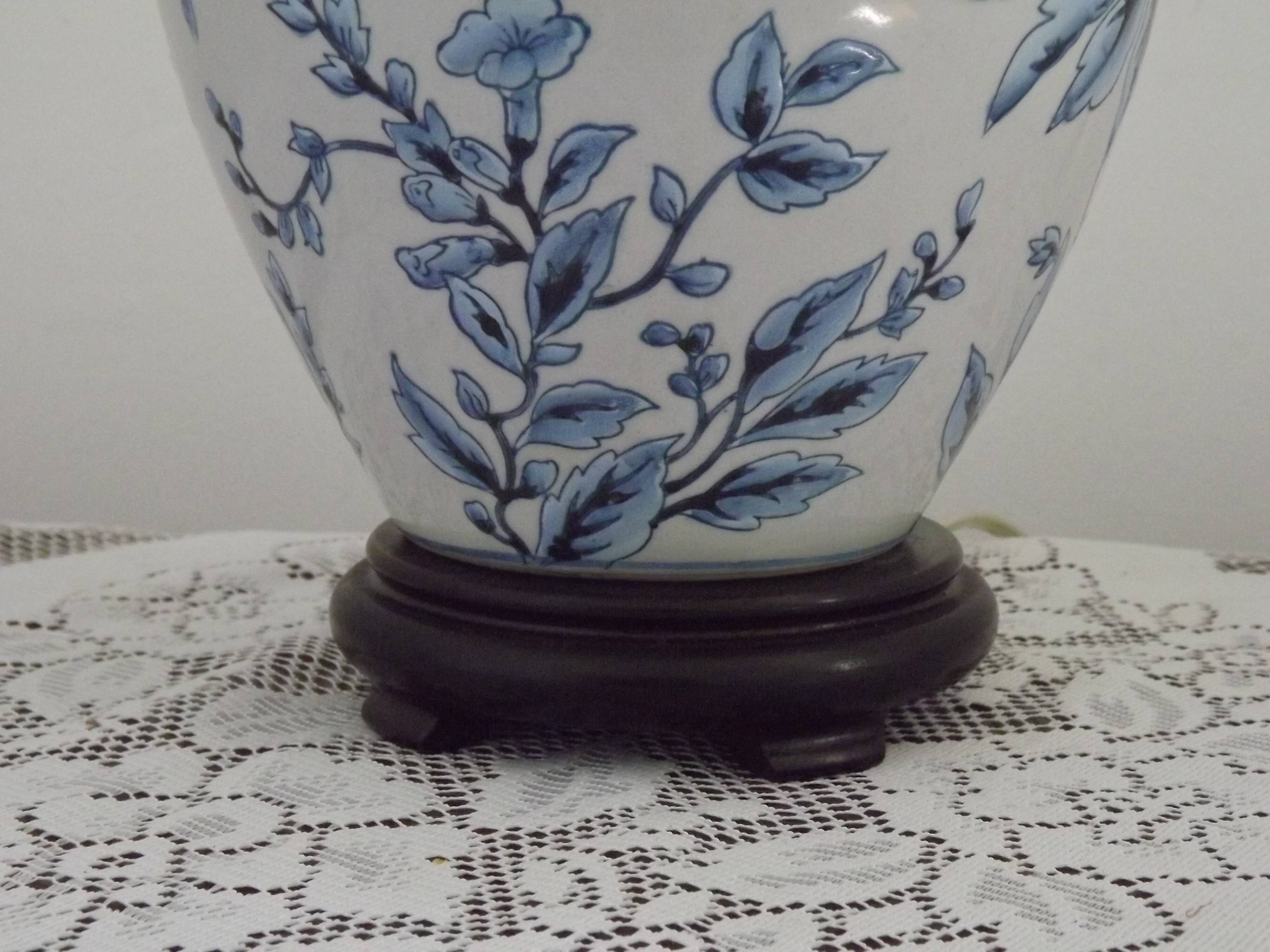 Blue & White Chinoiserie Ginger Jar Table Lamp Raised Bird & Floral Moti