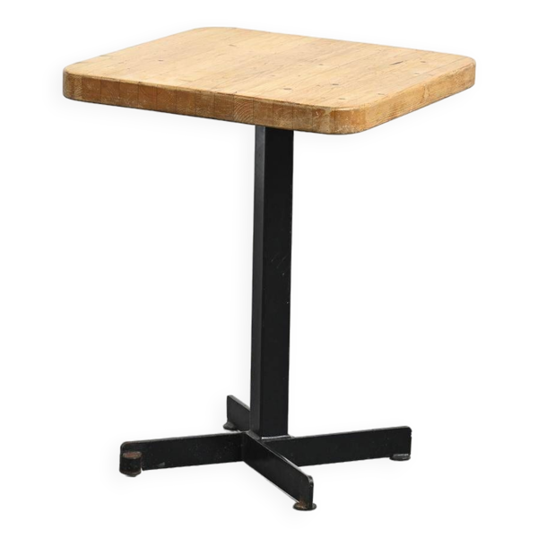 Table carrée, Charlotte Perriand, Les Arcs 2000, circa 1975 - Bon état sur Selency