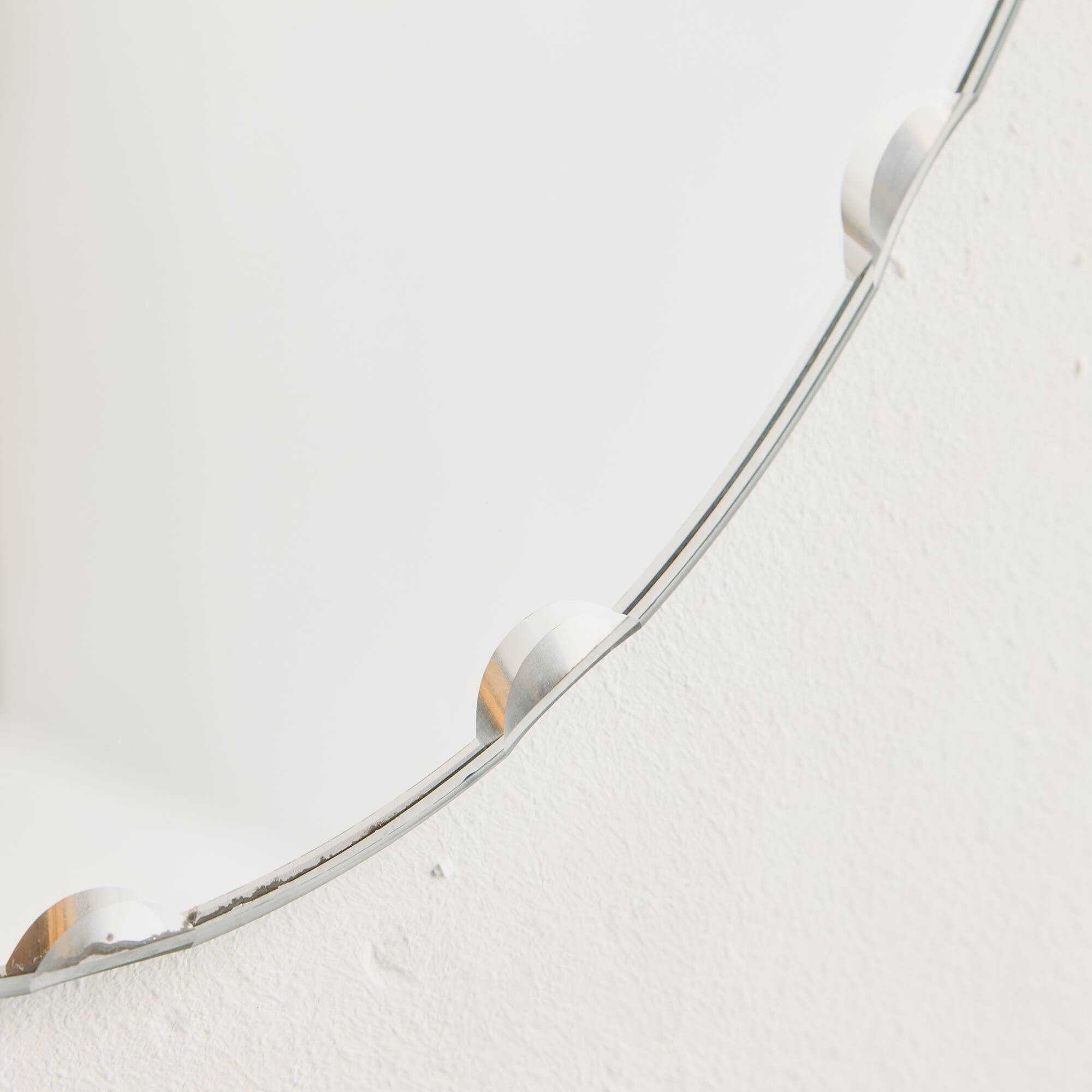 Oval mirror