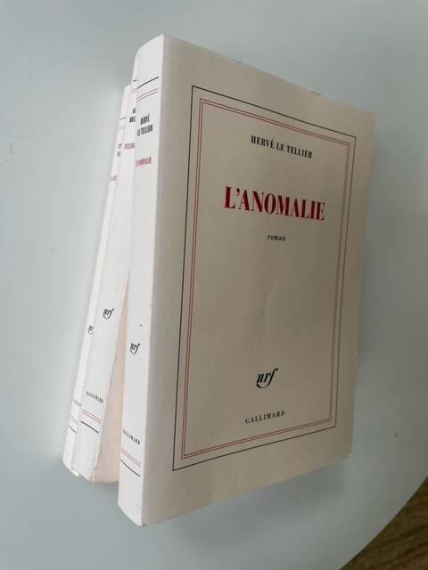 B2B- Lot de 200 livres Gallimard