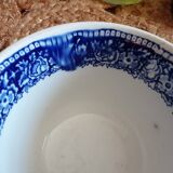 Set of 2 England cups and saucer