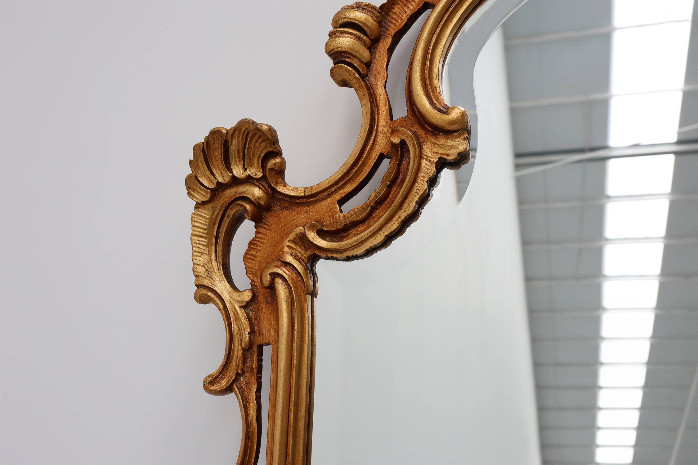 Large 20th century Baroque gilt wooden mirror in Louis XV style