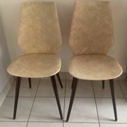 Lot de deux chaises années 60/70