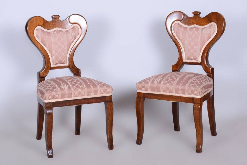 Biedermeier Oak Seating Set in Walnut, Austria, 1840s, Set of 5