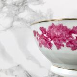 Set consisting of 5 bowls and a porcelain bowl decorated with pink flowers and golden fillet