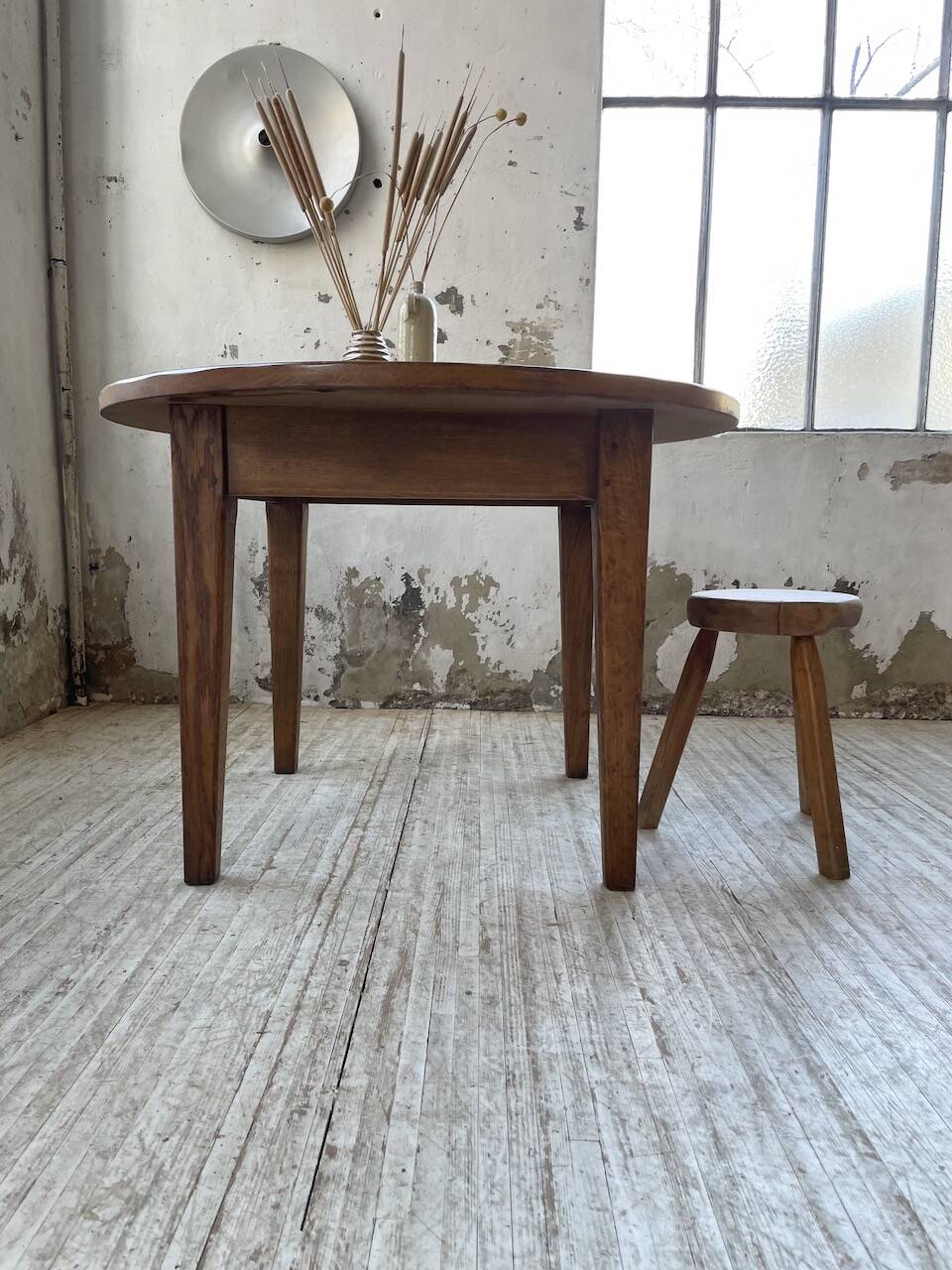 1950s round oak table