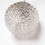 Molded glass ball suspension