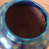 Hand-turned stoneware vase – Iridescent glaze