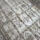 Elegant silk rug with arabesque decoration, 270 x 185 cm