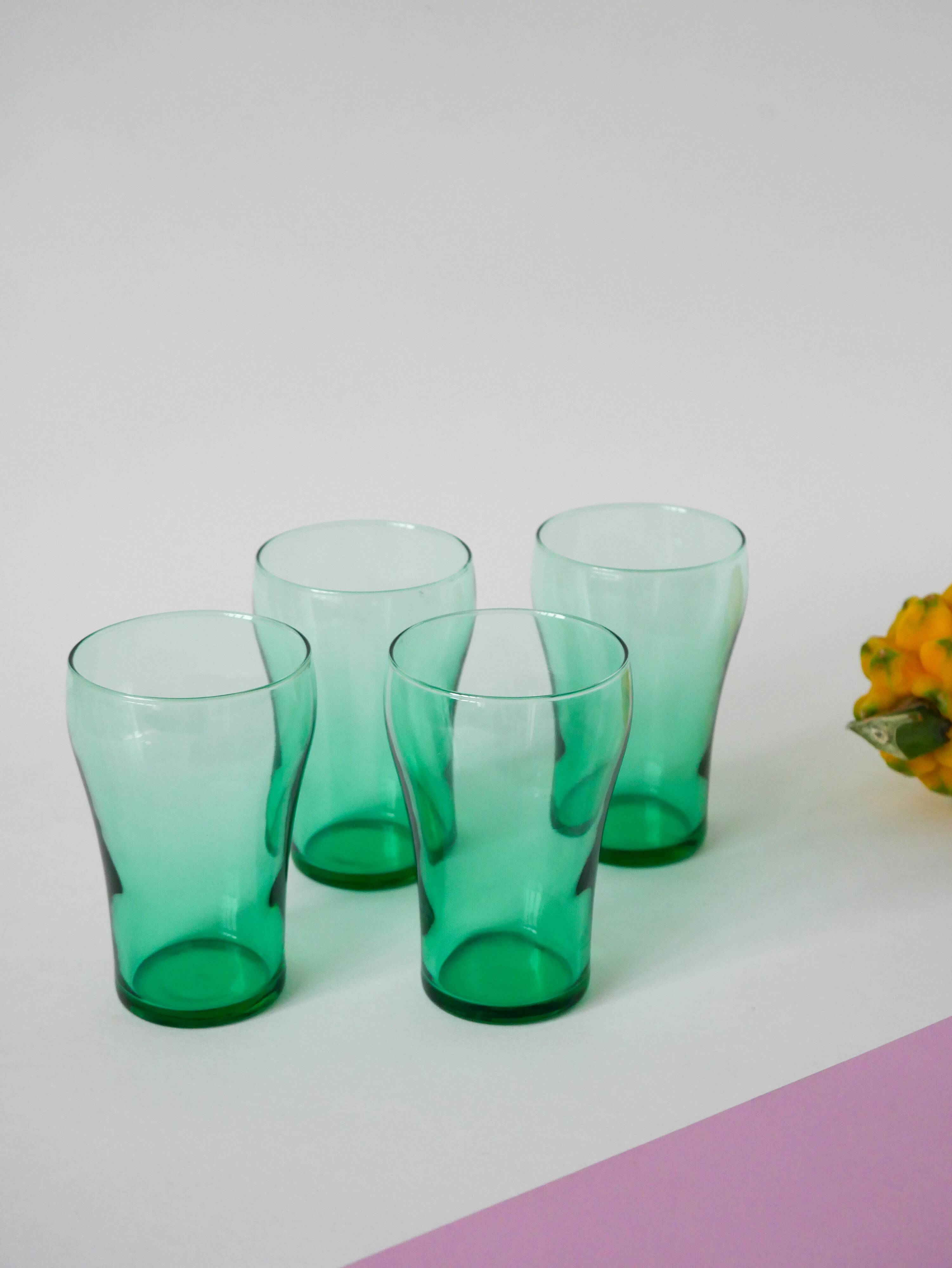 Set of 4 green glass glasses 1970