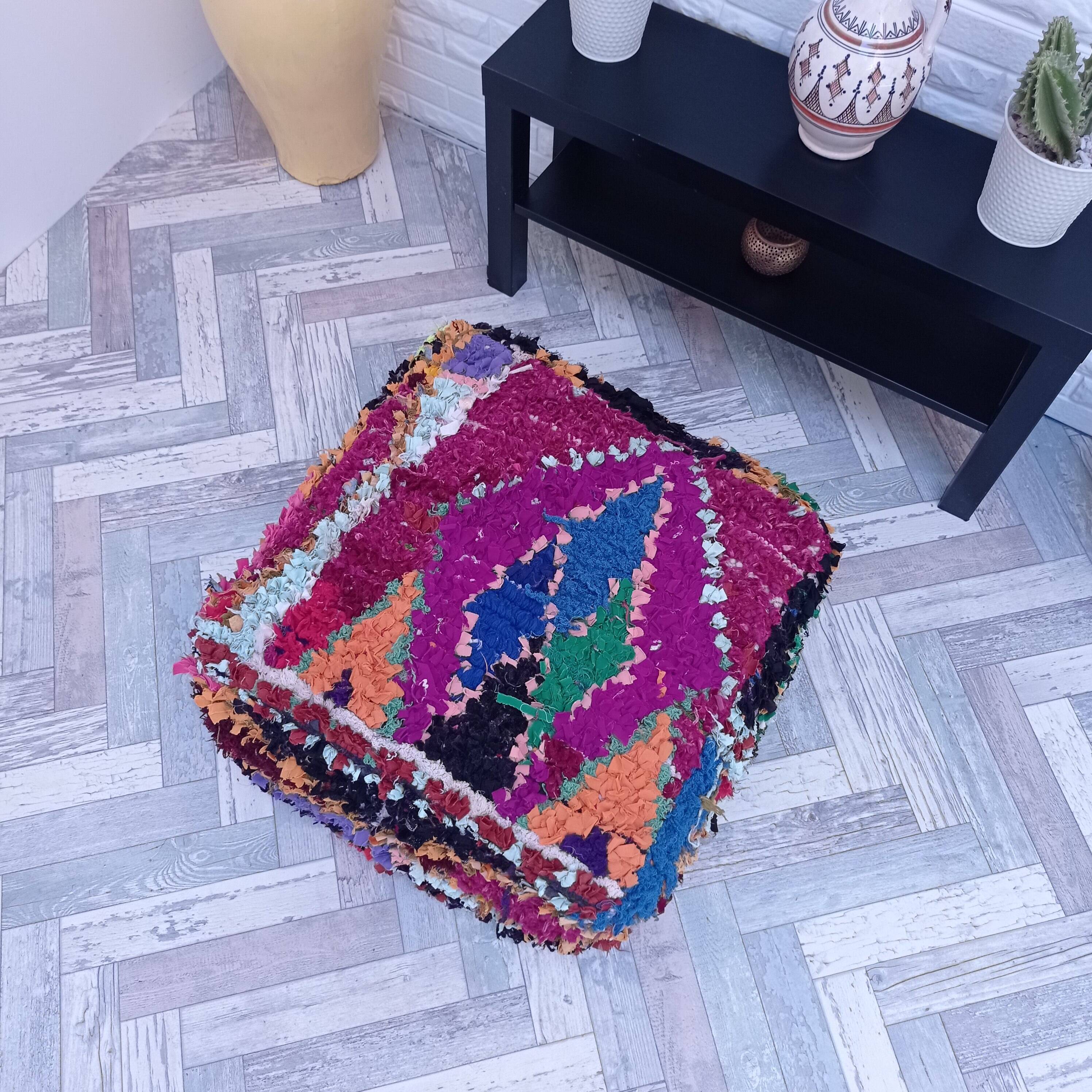 Handmade Berber pouf in wool 60 X 60 X 20 CM