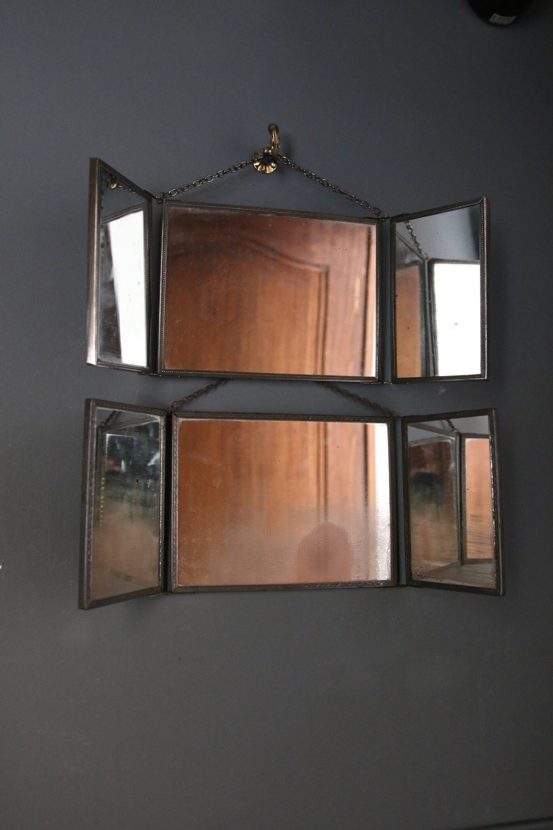 Miroir triptyque de barbier, Art Nouveau, circa 1900