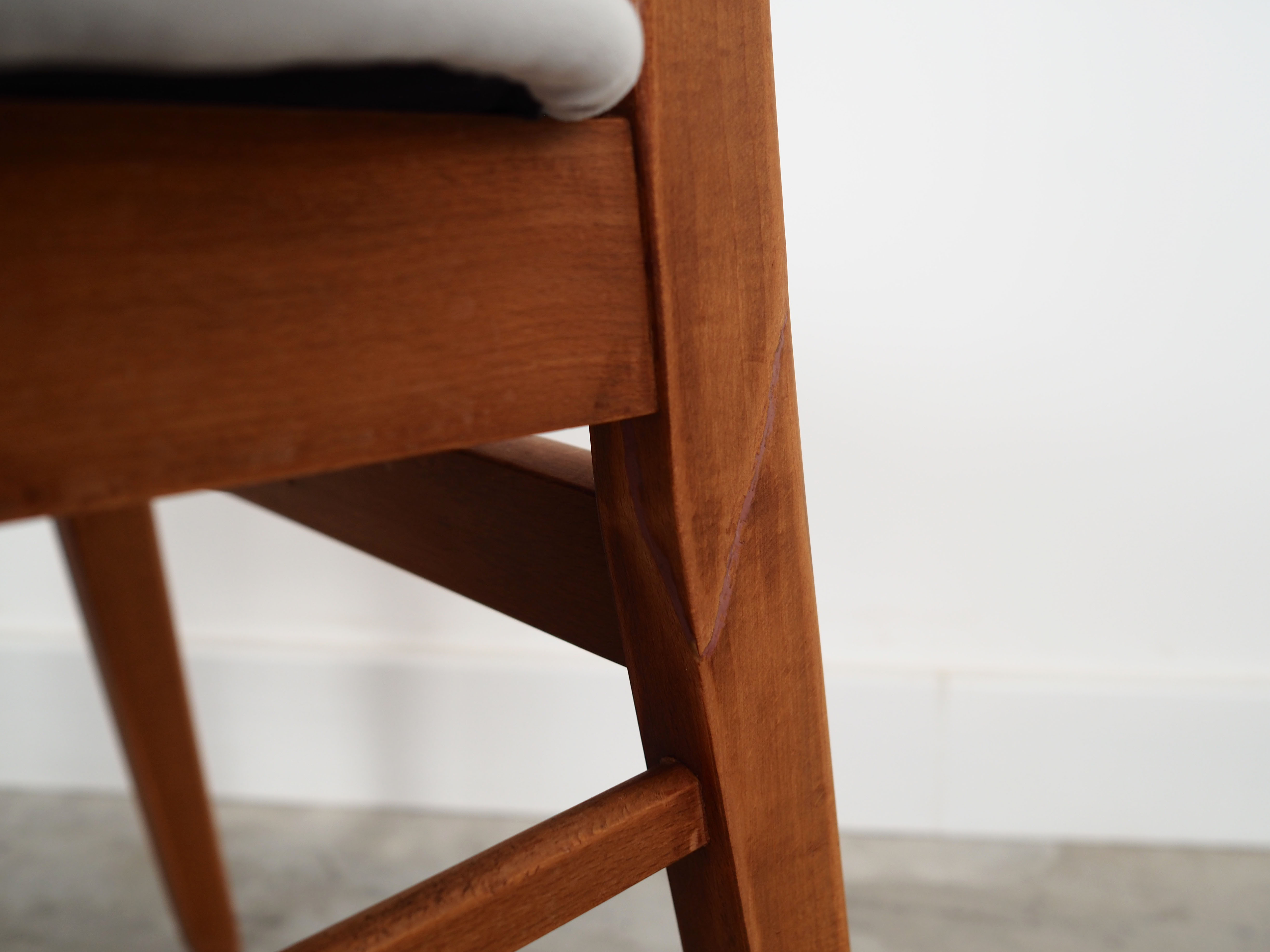 Beech chair, Danish design, 1970s, production: Denmark