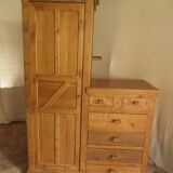 Asymmetrical wardrobe