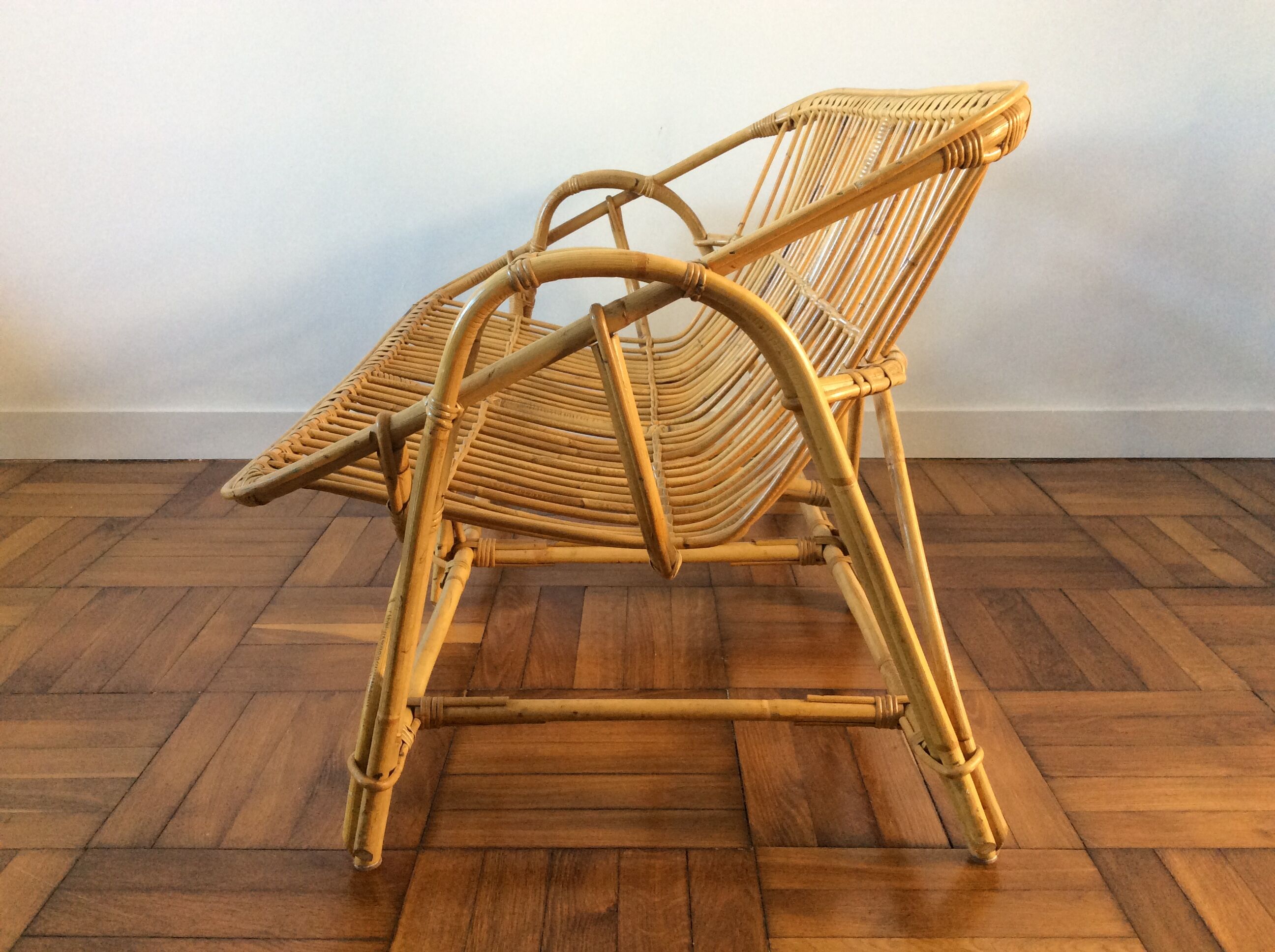 Bench and 2 rattan chairs