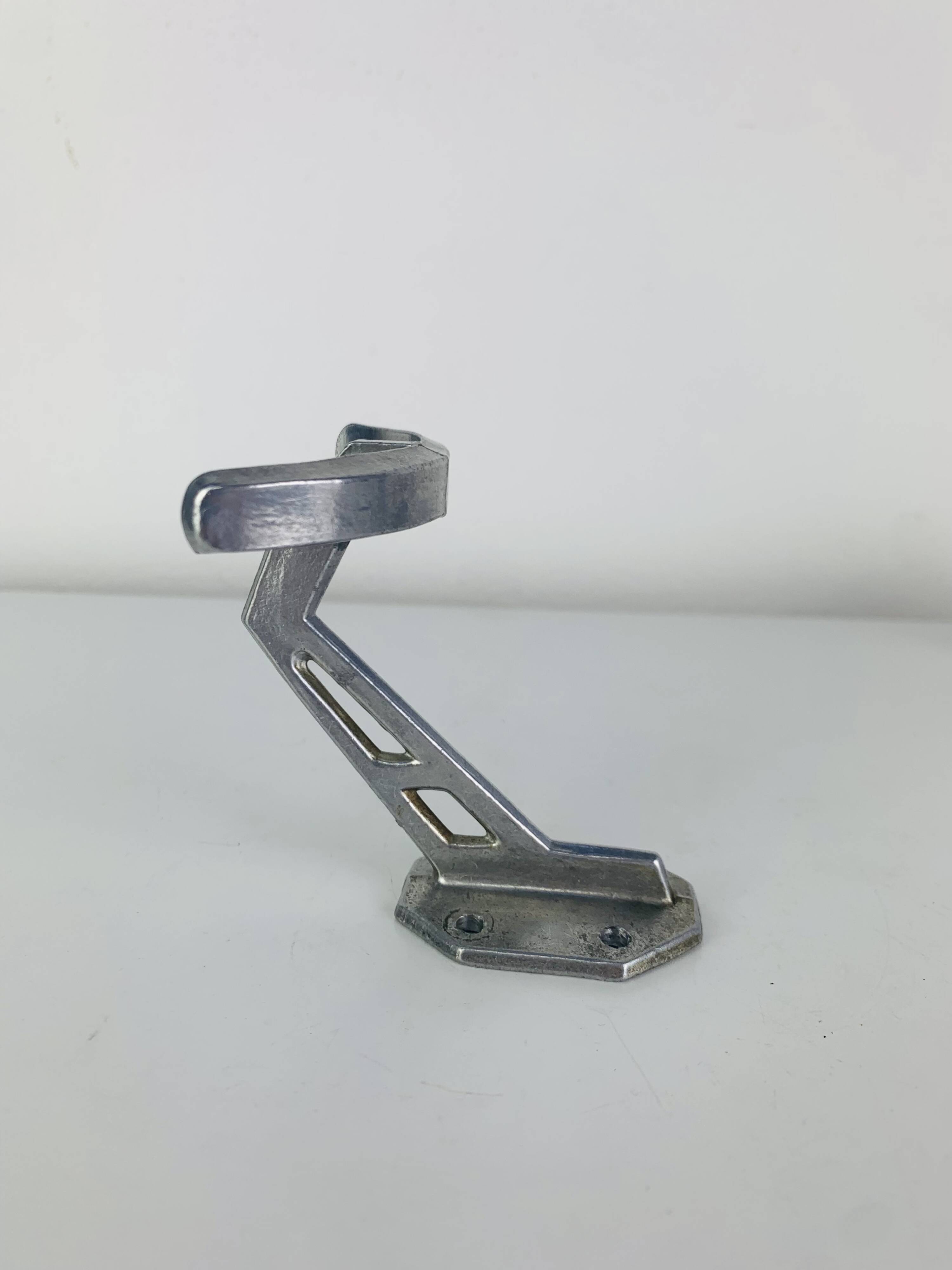 4 wall hooks in aluminium, 1950s