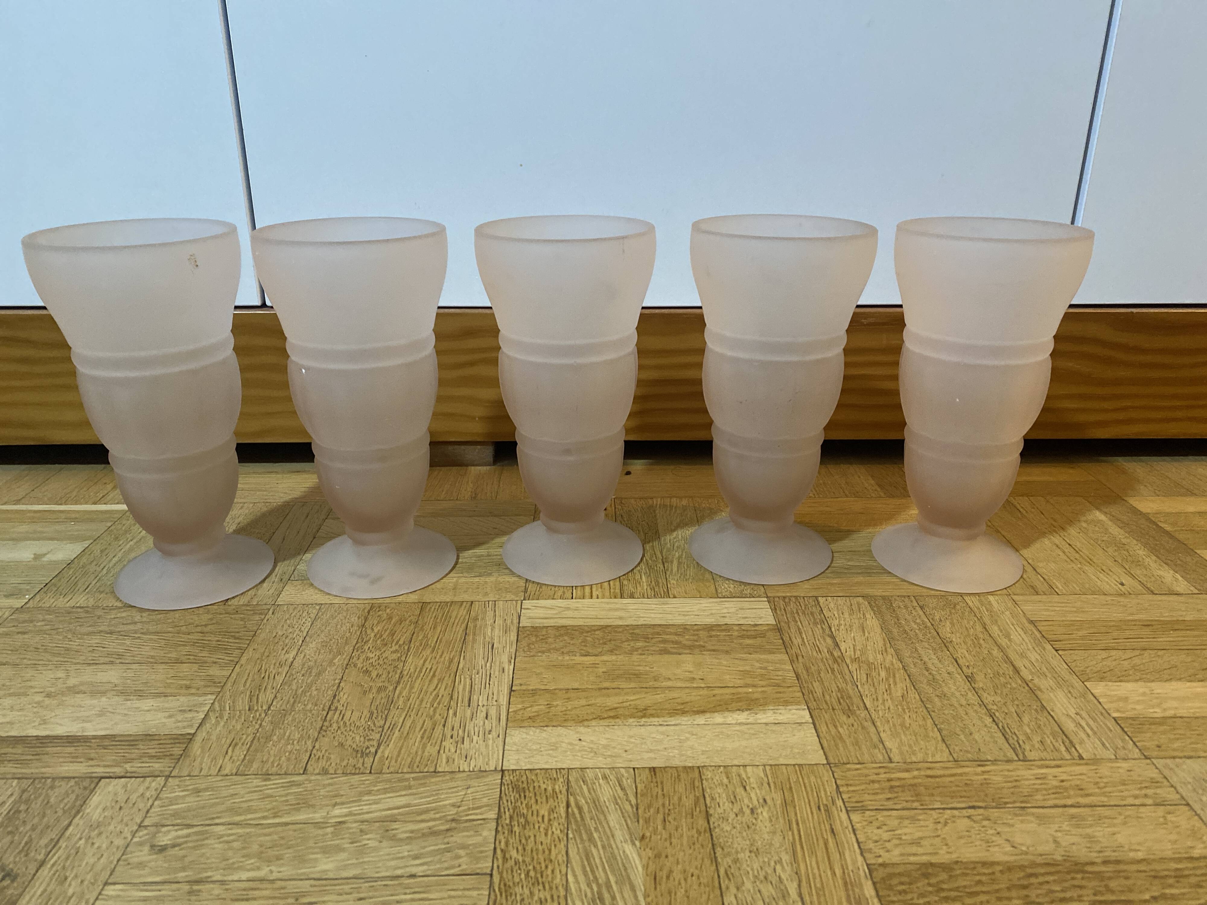 Set of 5 glasses for smoothies/cocktails or ice cream.