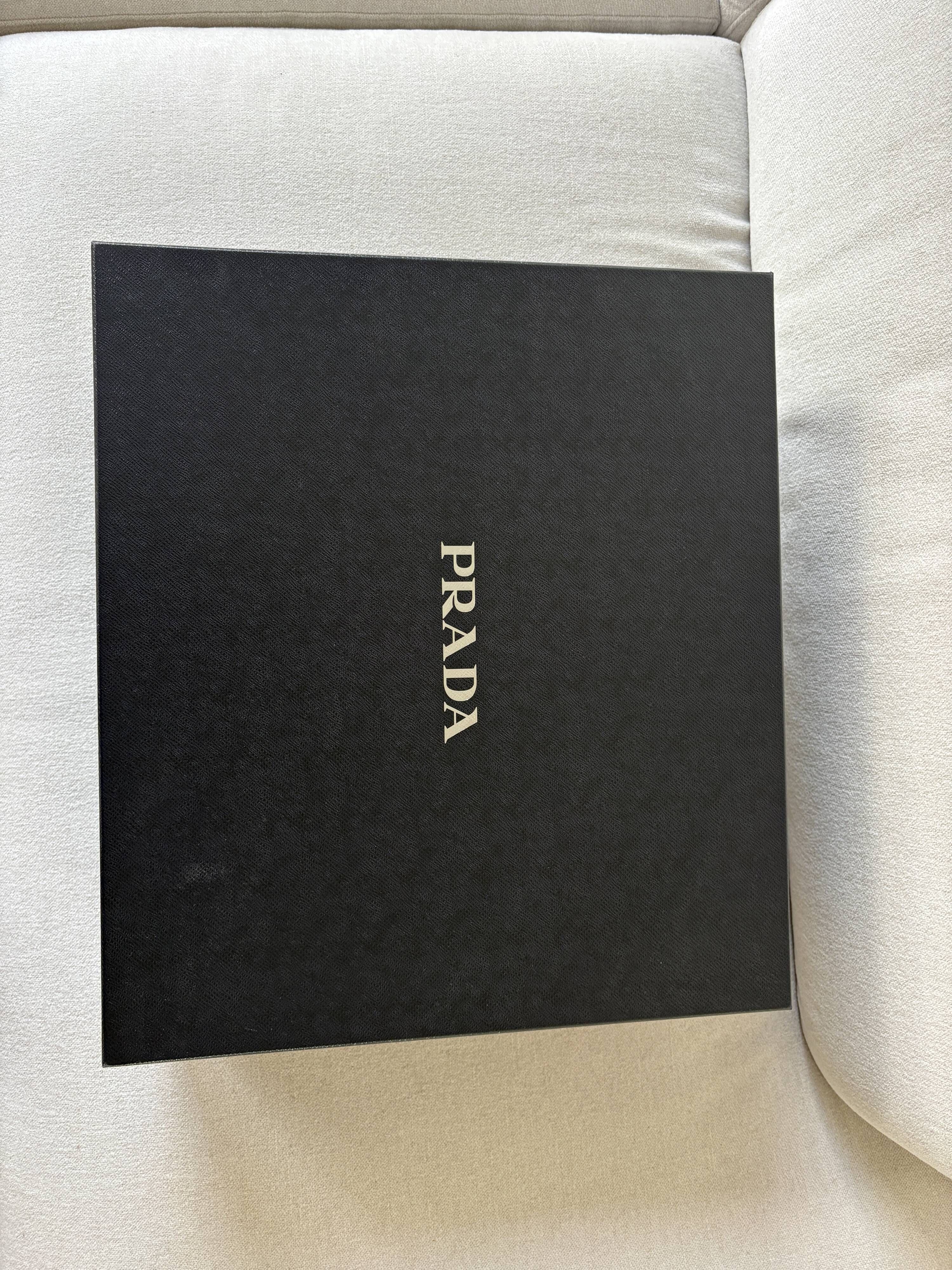 Prada Nouveau Plaid en Mohair
