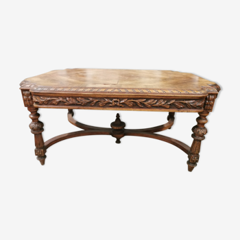 Fiddle coffee table with brace, walnut décor Louis XIII style