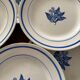 Set of 8 vintage flat plates in earthenware with blue flowers – Tableware