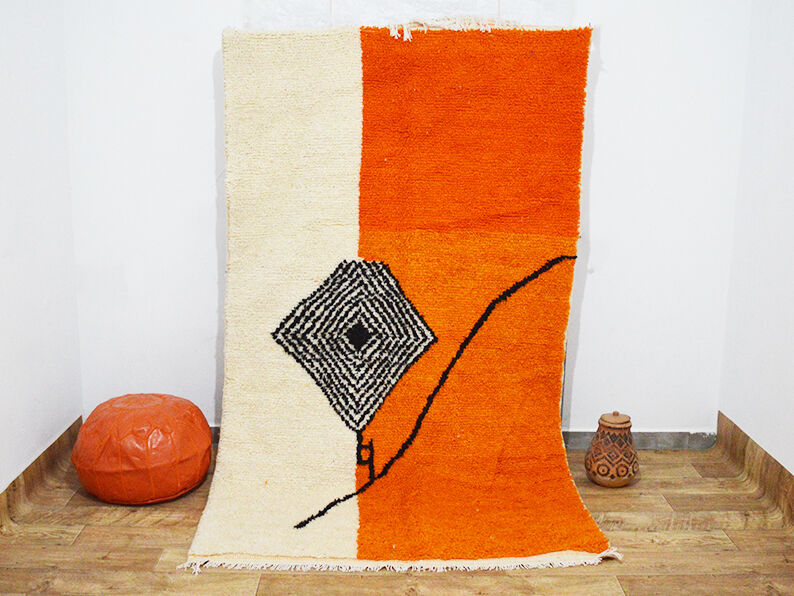 Handmade moroccan berber carpet 253 x 146 cm