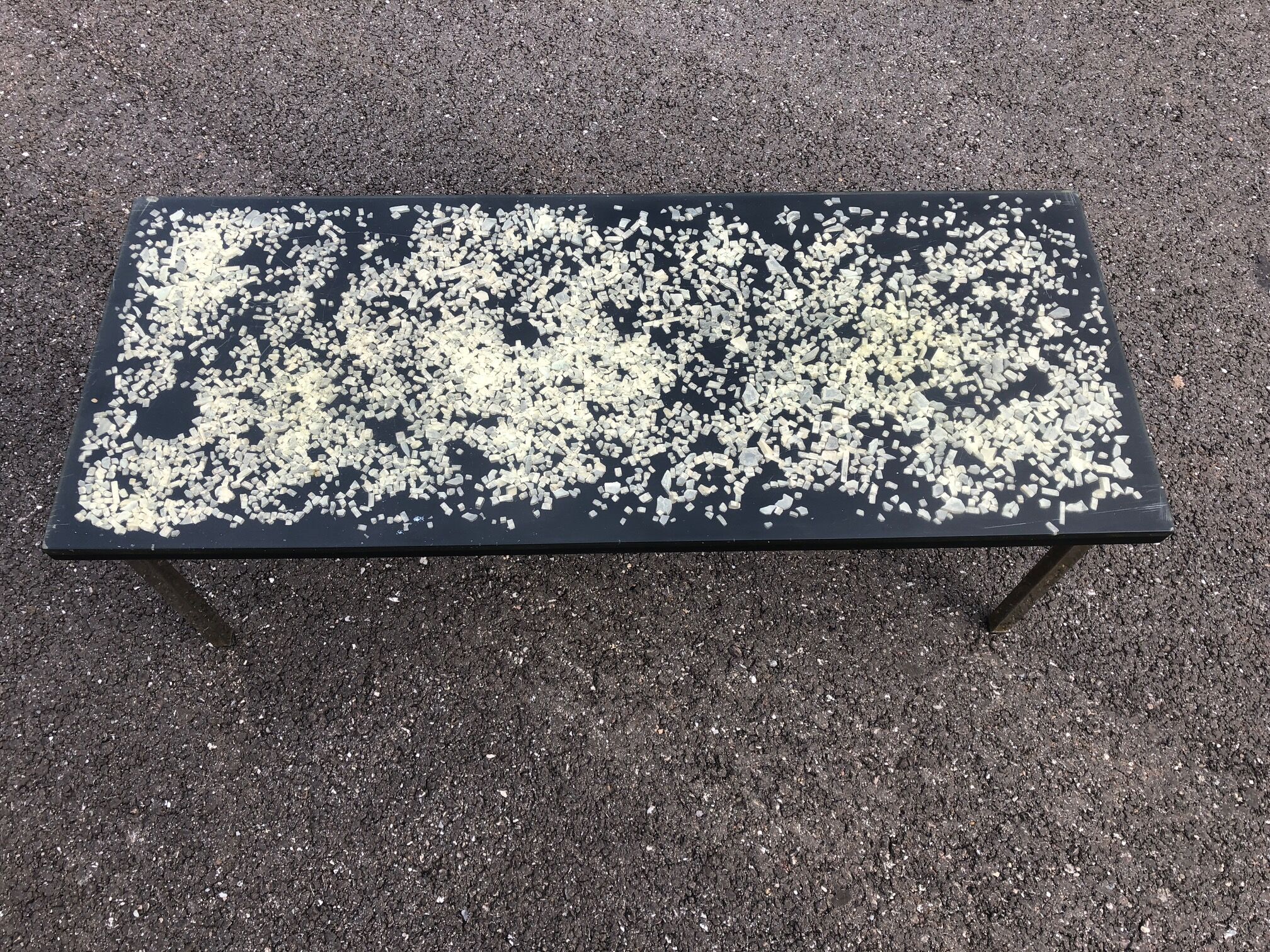 Table in resin Pierre Giraudon