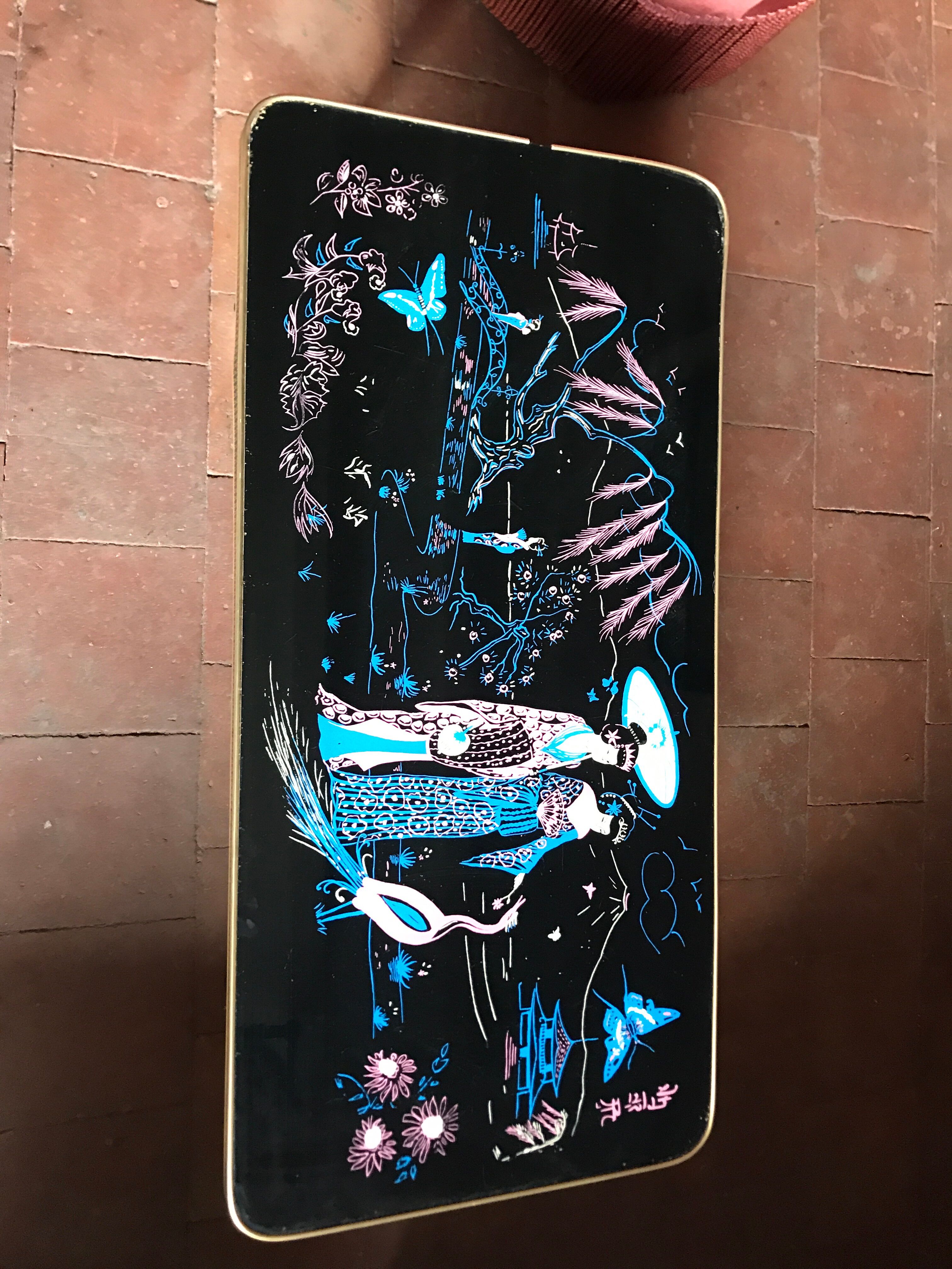 Vintage coffee table