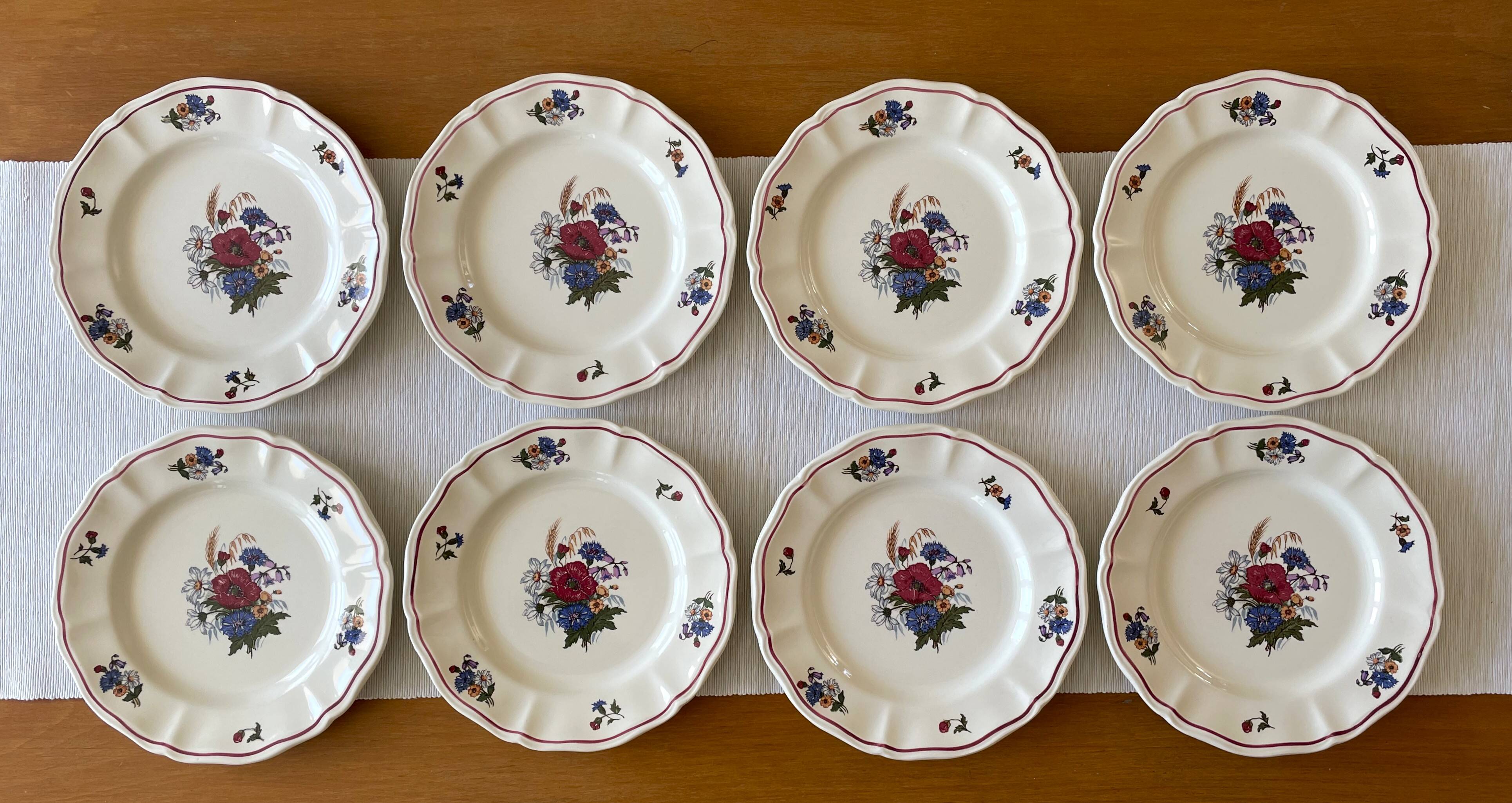 8 antique dessert plates in Sarreguemines earthenware