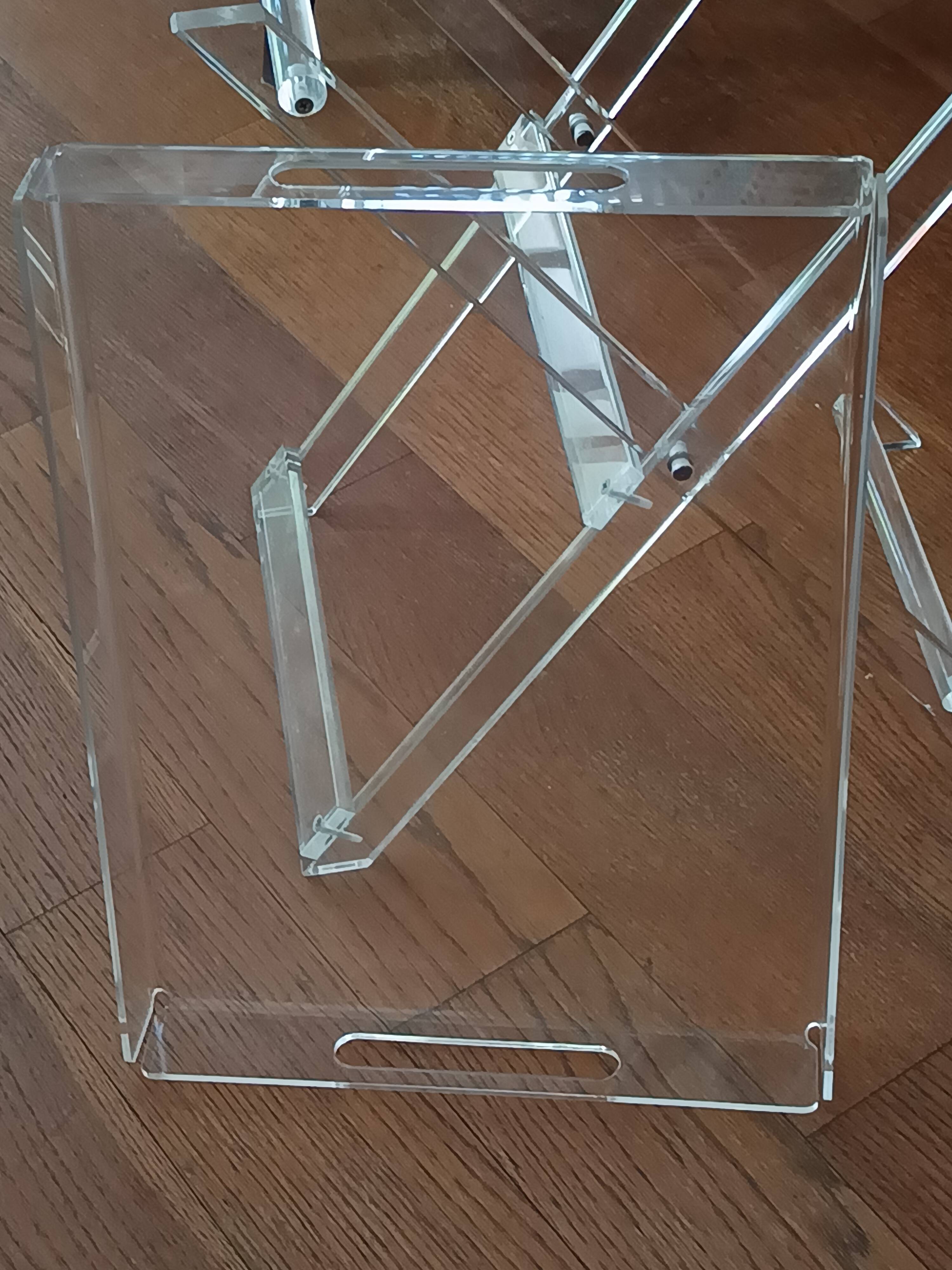 Folding side table Emporio in transparent plexiglass – Italian design