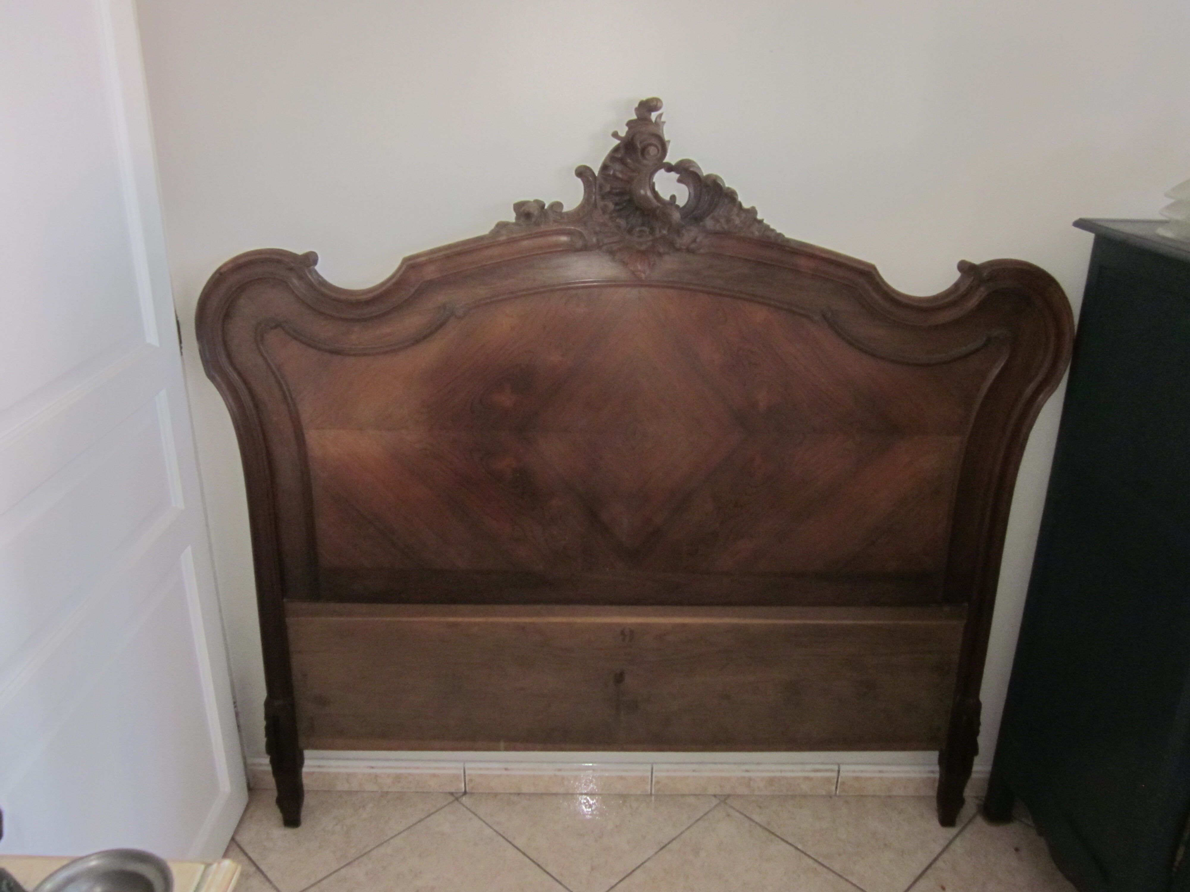 Headboard louis xv in walnut