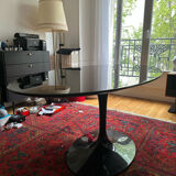 Oval black table