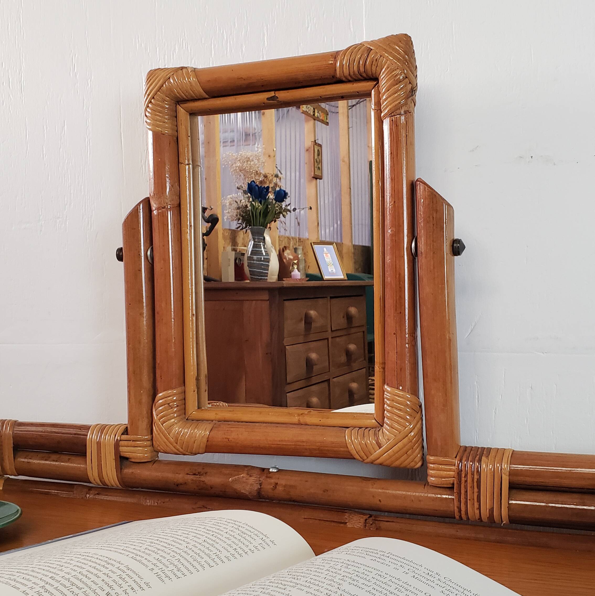 Vintage dressing table