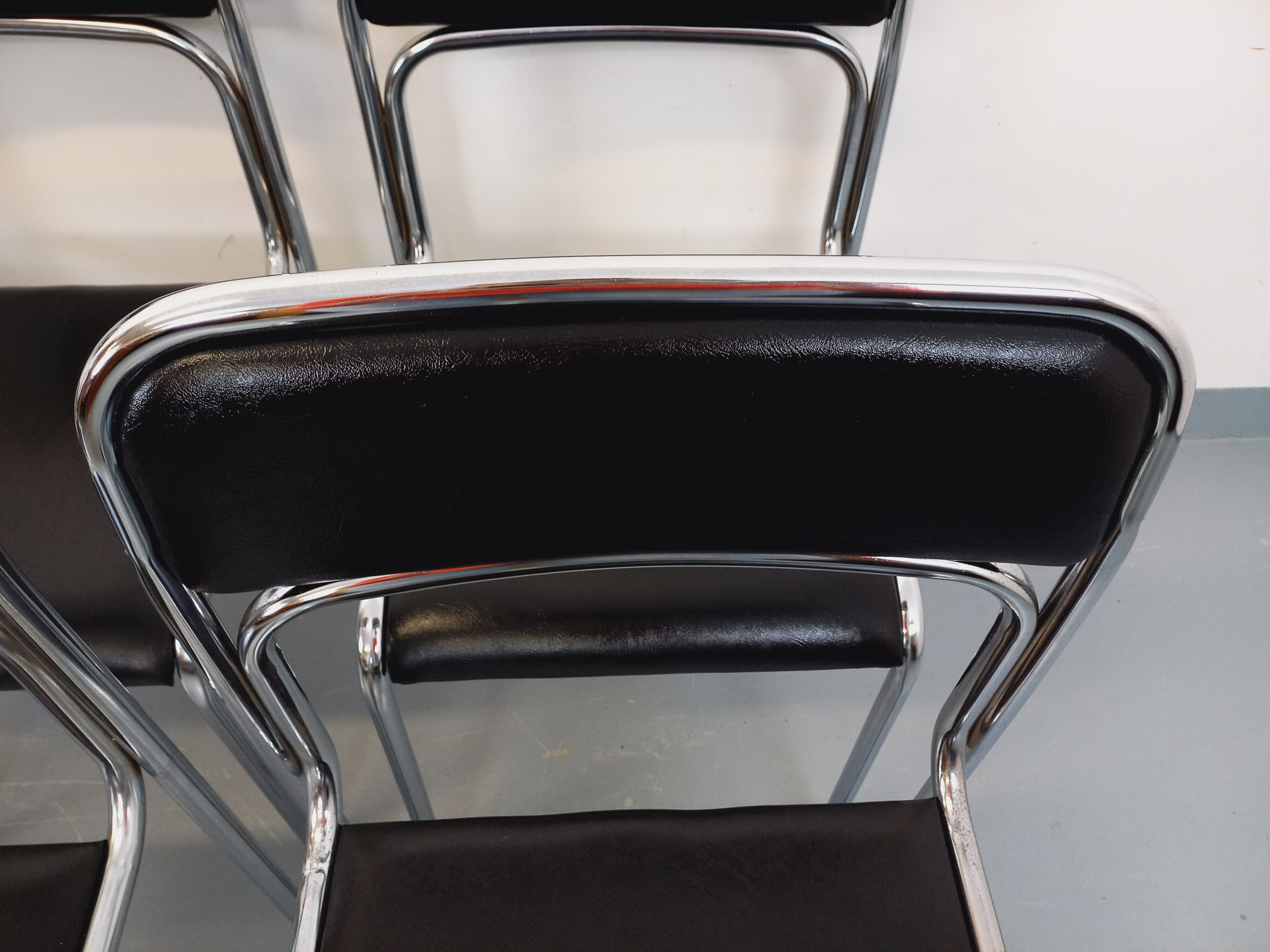 Set of 6 vintage Italian stackable chairs in chrome metal and skai.