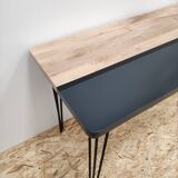 Office table in solid maple and gray band