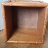 Cache pot, storage box in wood and rattan.