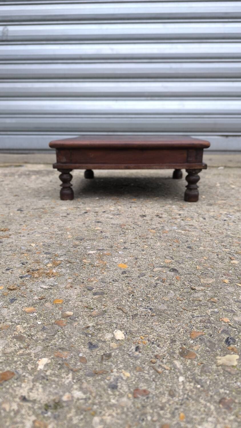 Low Bajot stool in wood, late 19th century