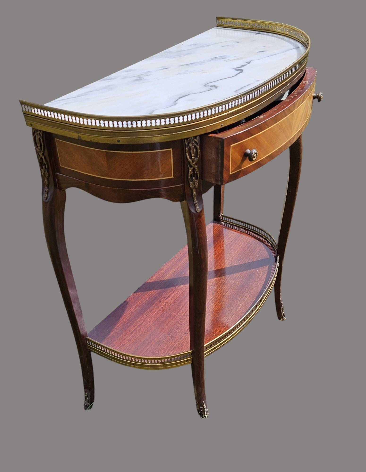 Half-moon console Louis XV-Louis XVI style